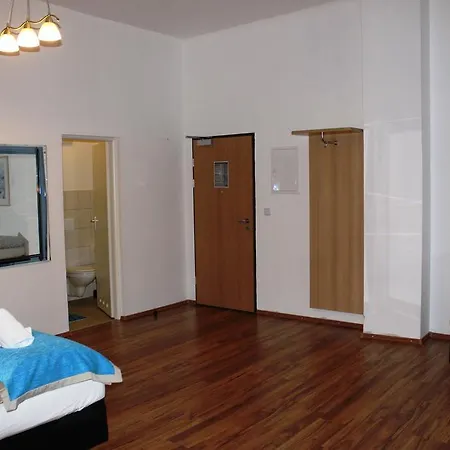 Hostel Elbe's