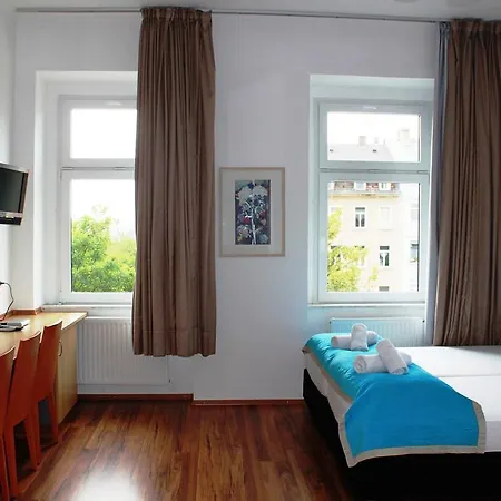 Hostel Elbe's